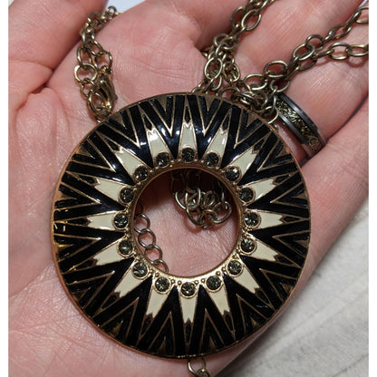 Vintage Boho Chic Sunburst Pendant Necklace