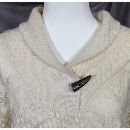 Retro Boho Chic Cream Knit Asymmetrical Poncho
