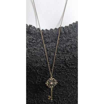 Vintage Steampunk Key Pendant Necklace With Rhinestones