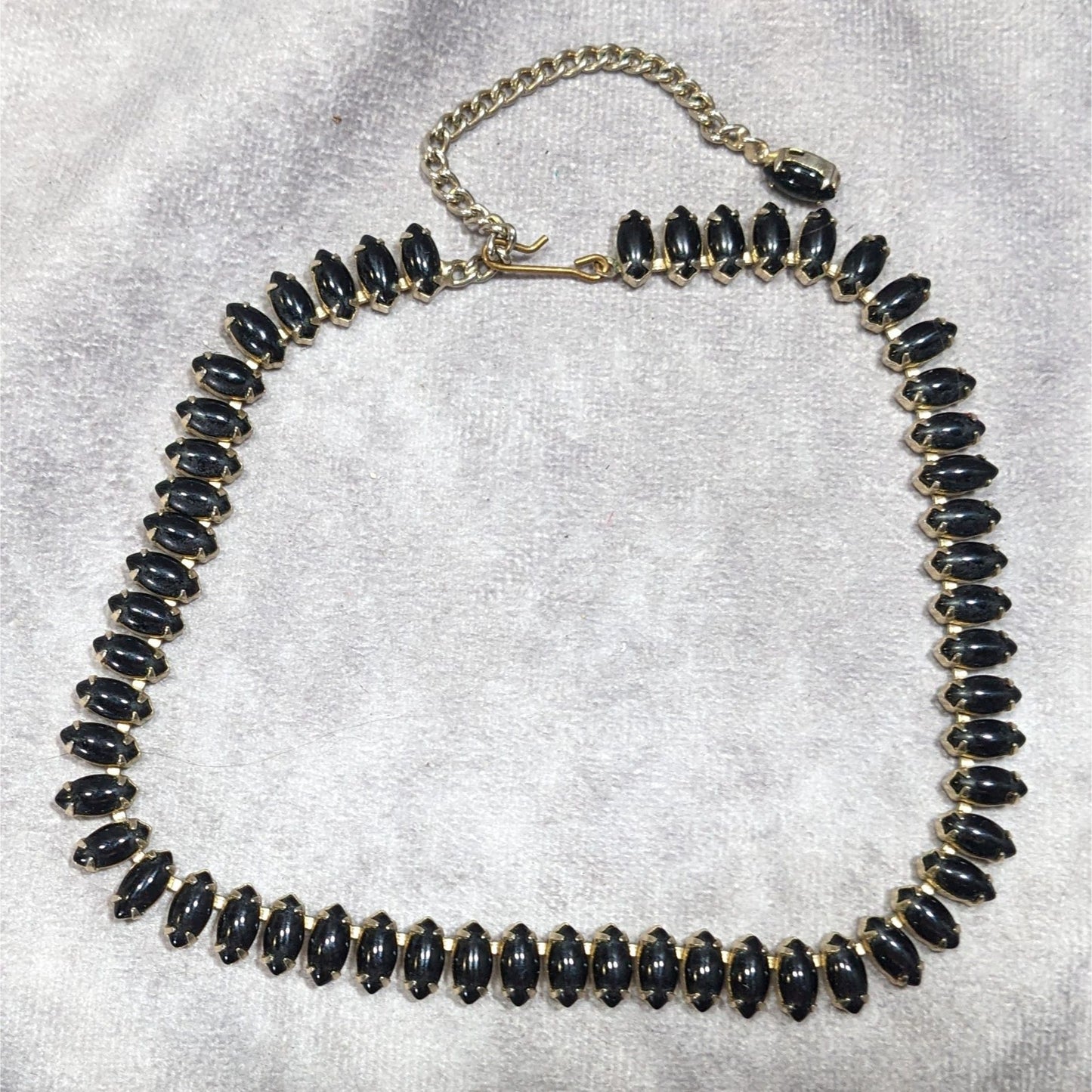 Vintage 60s Gothic Black Marquis Gemmed Necklace In Silver Tone Bezels
