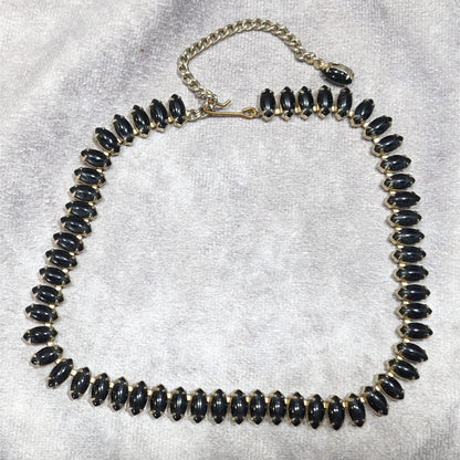 Vintage 60s Gothic Black Marquis Gemmed Necklace In Silver Tone Bezels