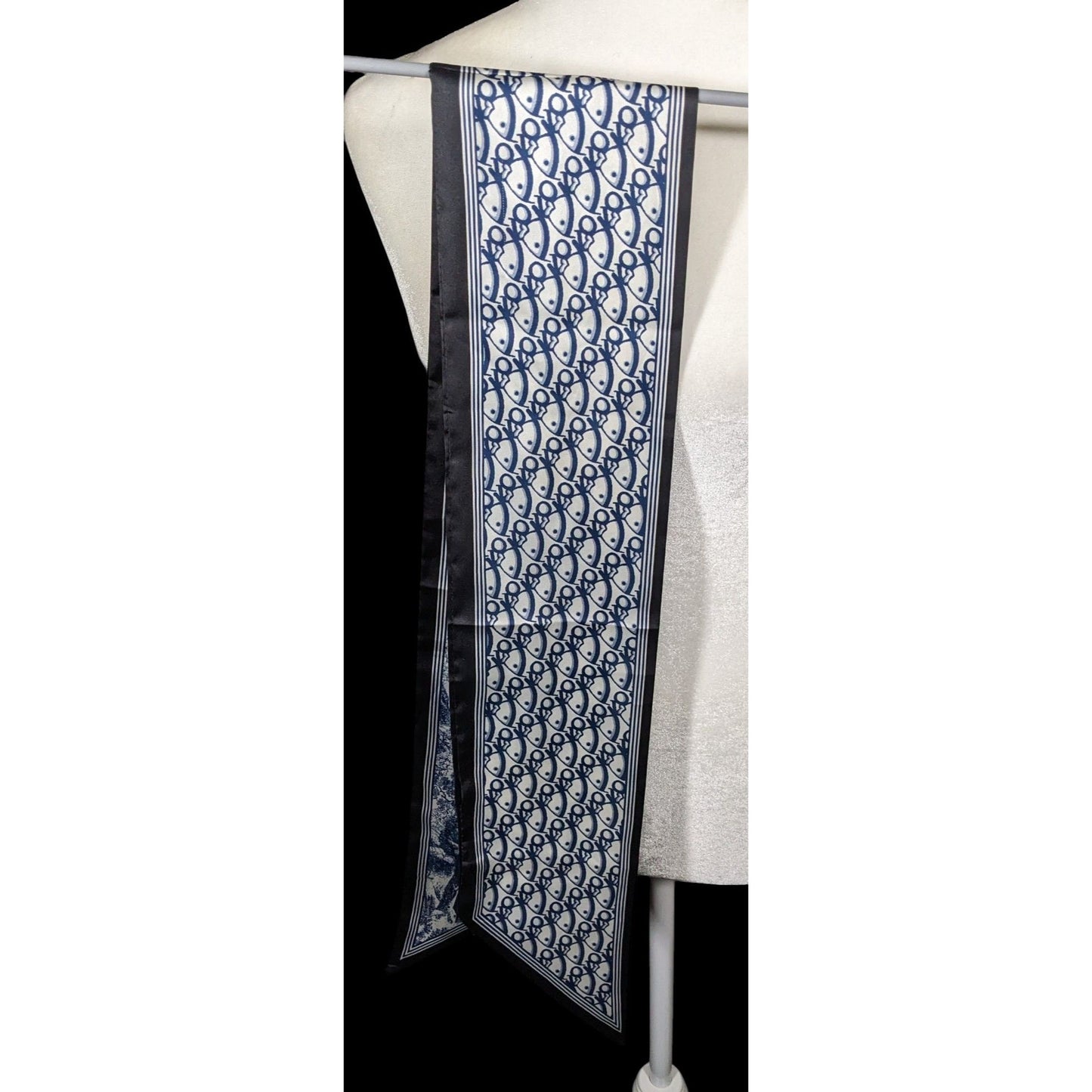 Animal Themed Blue And White Reversible Lightweight Scarf