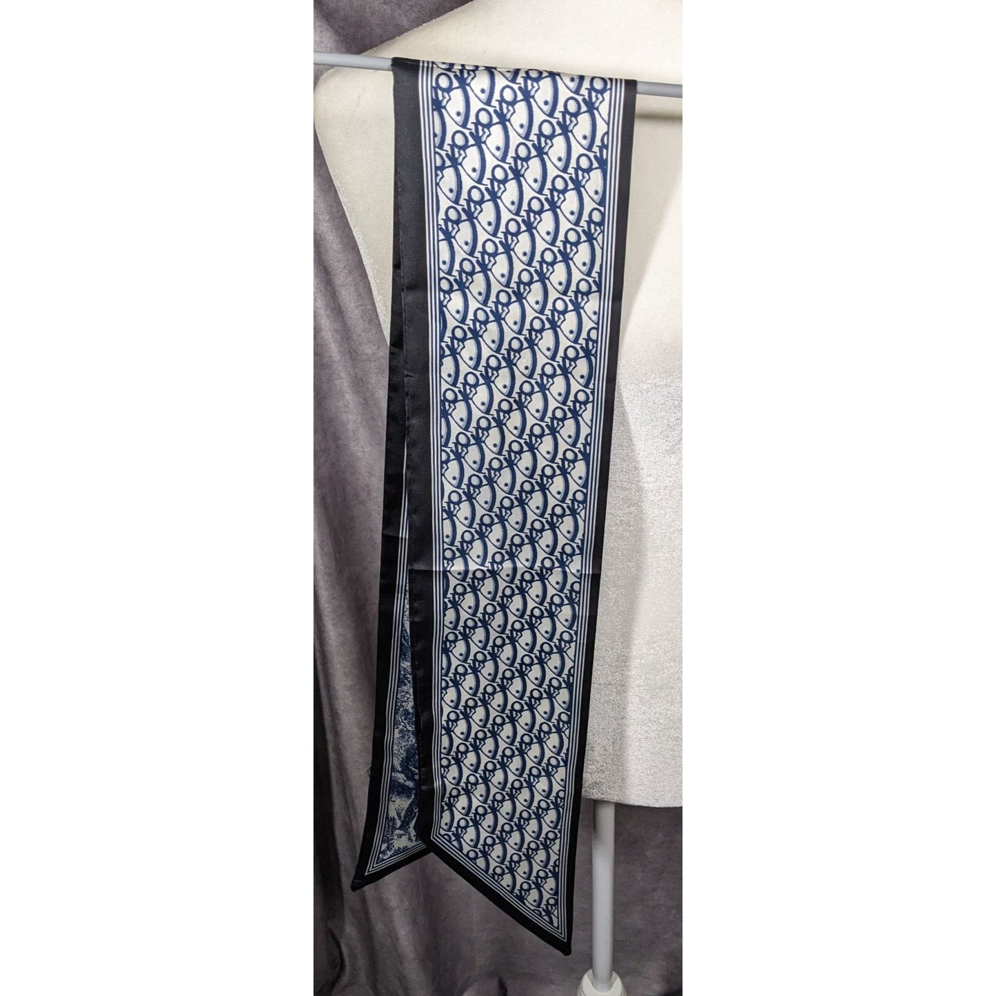 Animal Themed Blue And White Reversible Lightweight Scarf