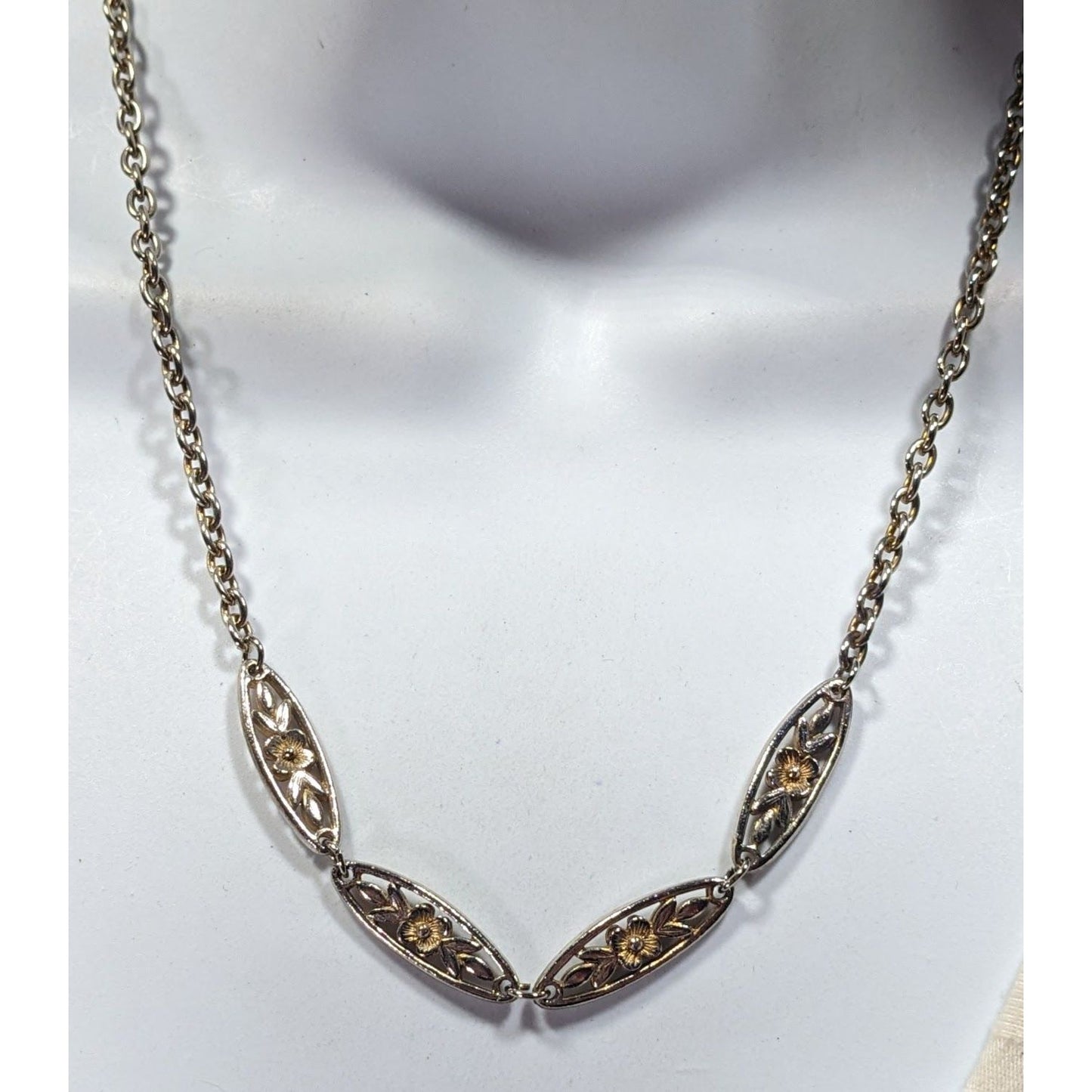 Vintage Floral Silver And Gold Tone Necklace