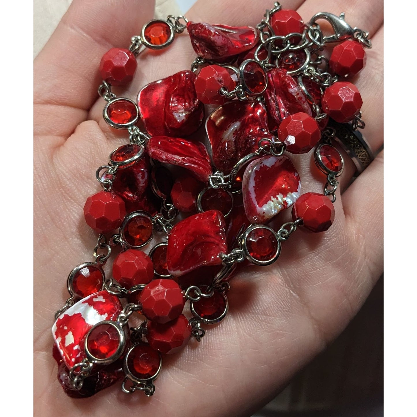 Mermaidcore Beachy Red Shell And Gem Beaded Necklace
