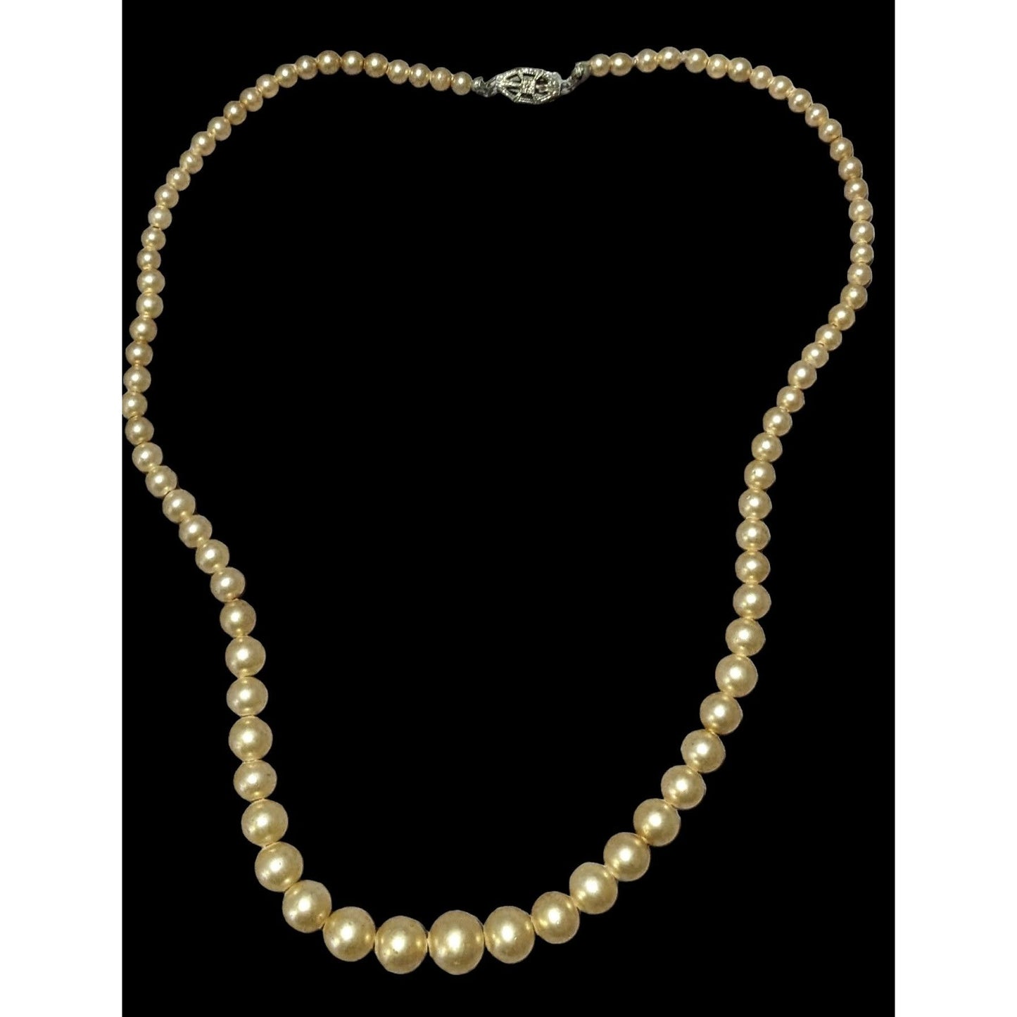 Vintage Gold Graduated Faux Pearl Necklace