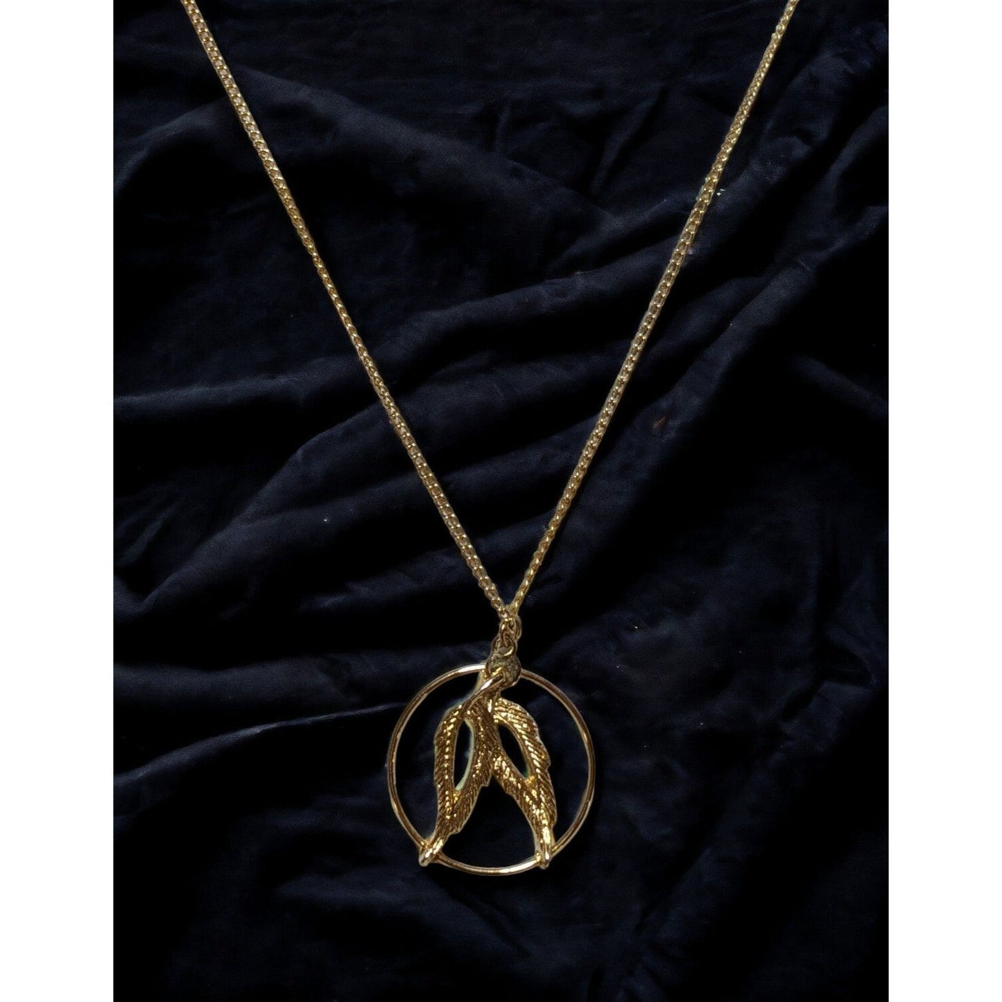 Gold Feather Pendant Necklace
