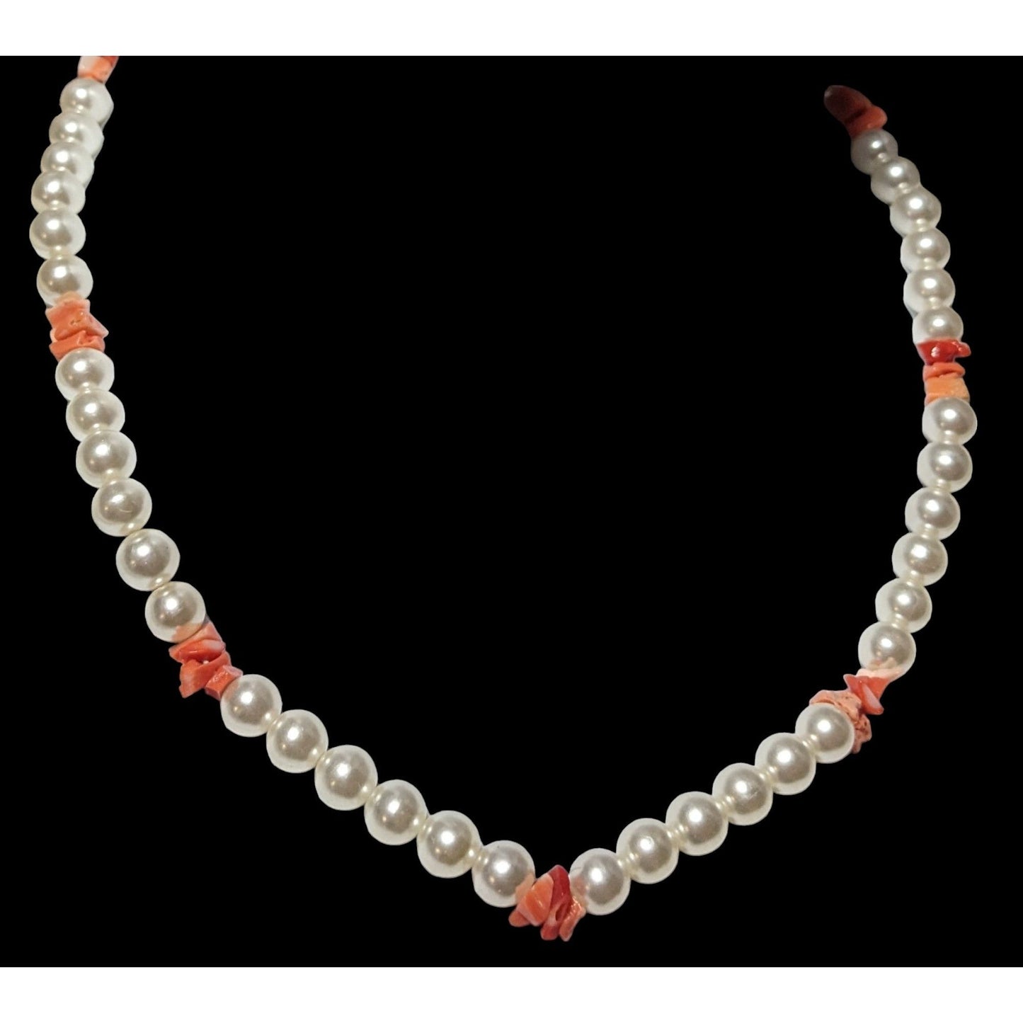 White Faux Pearl Beaded Coral Chip Necklace