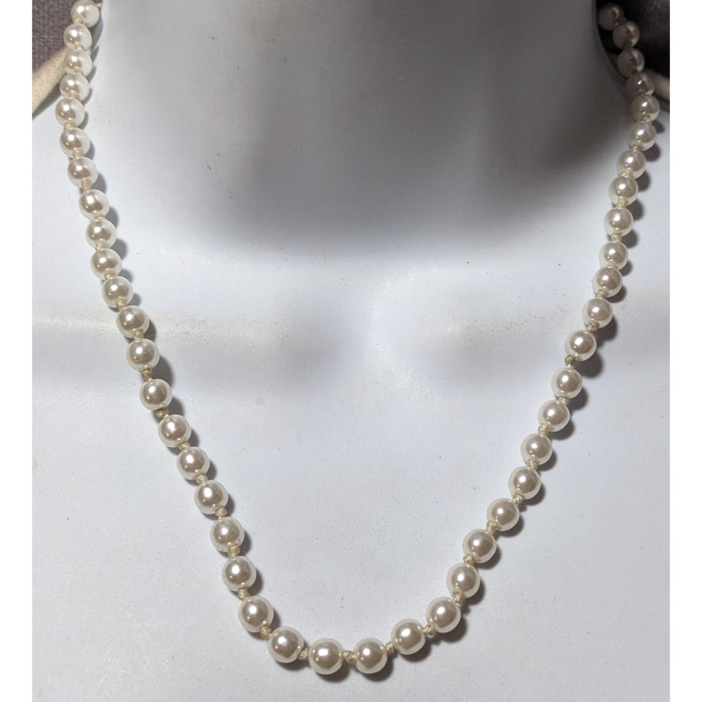 Simple Casual White Faux Pearl  Necklace