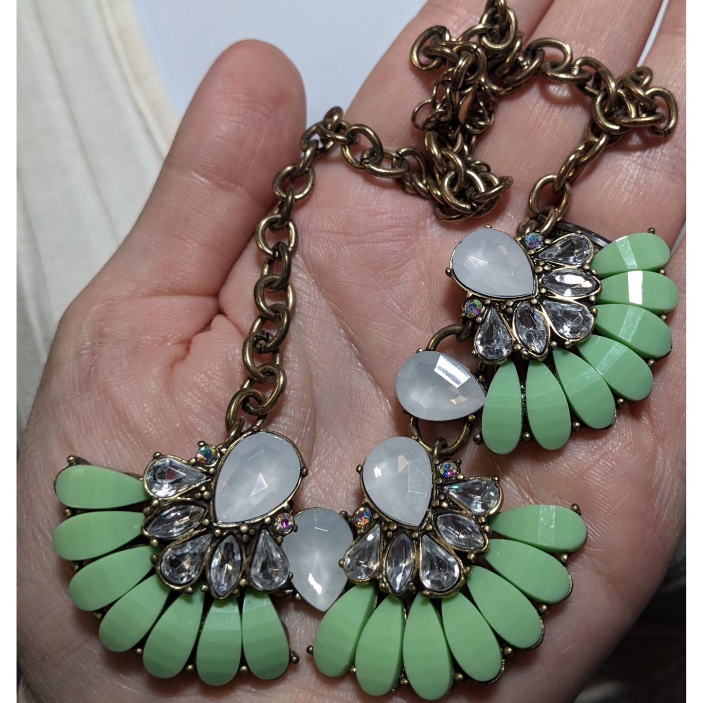 Green And White Floral Gemmed Statement Necklace