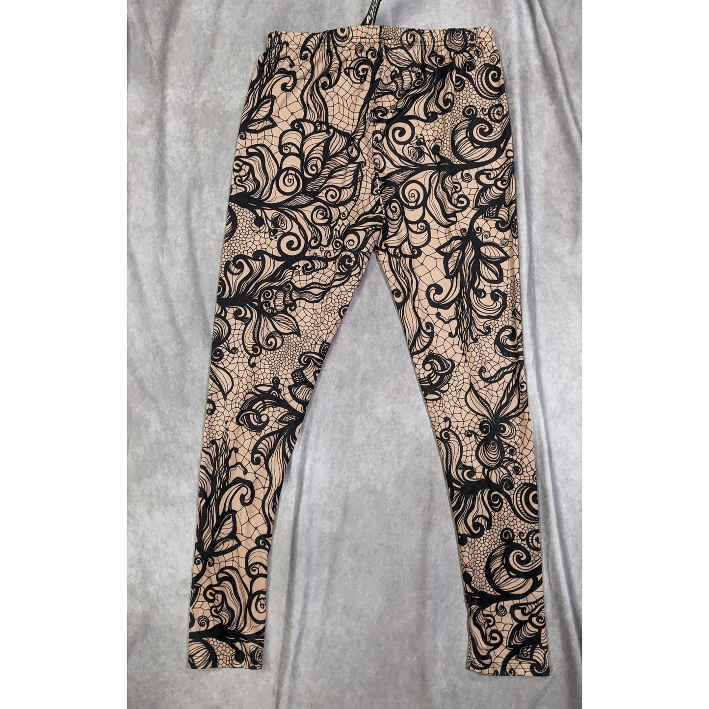 Gothic Lace Printed Leggings from Lily by Firmiana