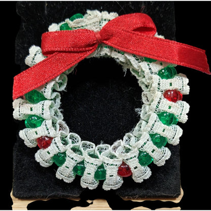 Vintage 90s Handmade Christmas Wreath Brooch