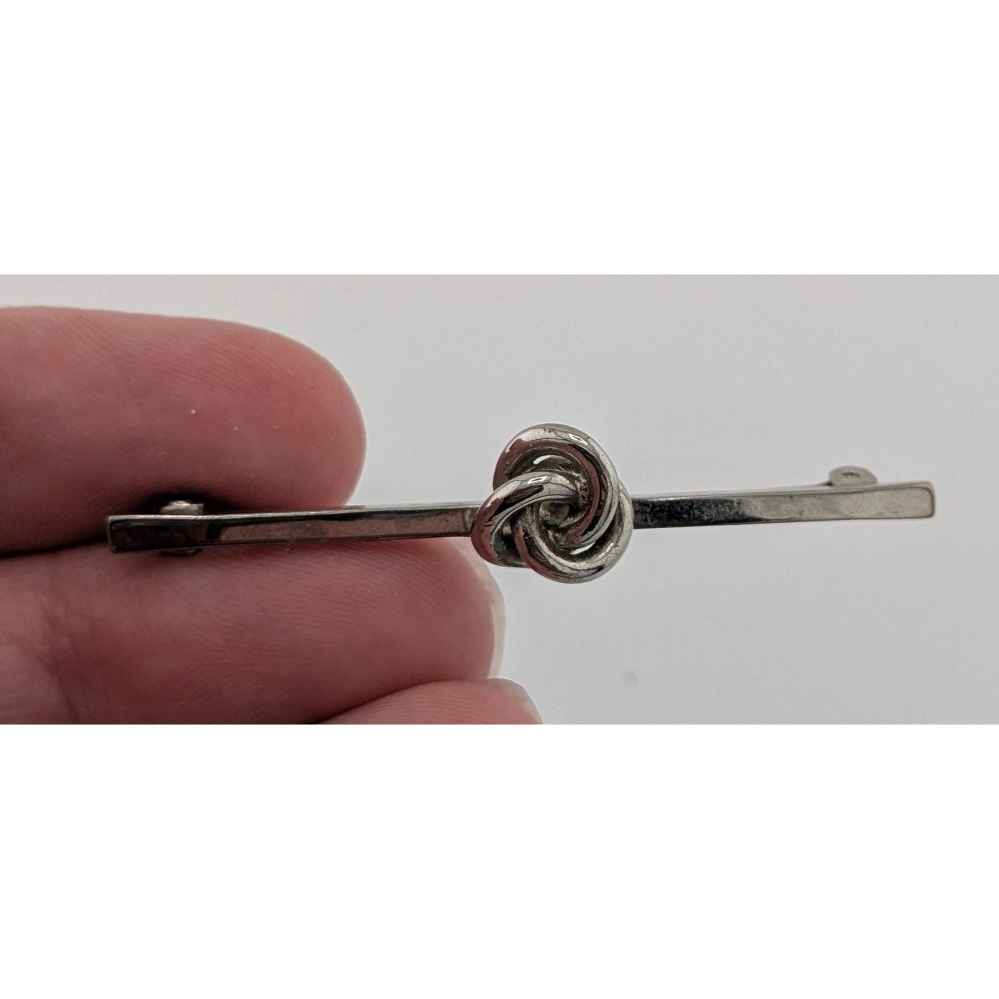 Vintage Minimalist Silver Tone Bar With Knot Brooch