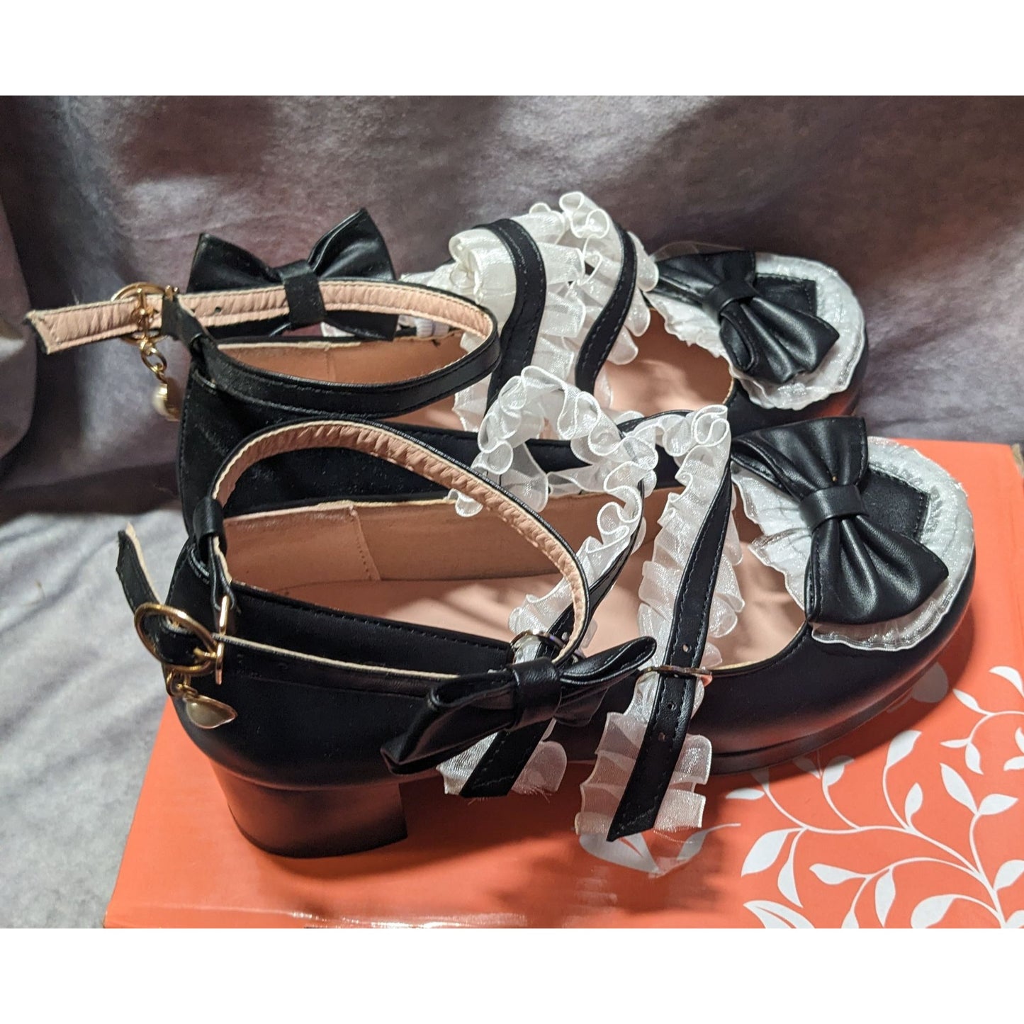 Gothic Lolita Black And White Lace Ruffle Bow Mary Janes