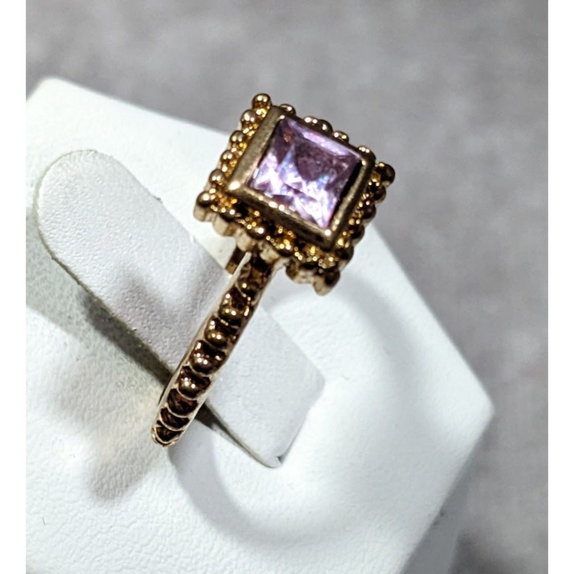 Whimsical Elegant Square Purple Gemmed Gold Tone Ring Size 8