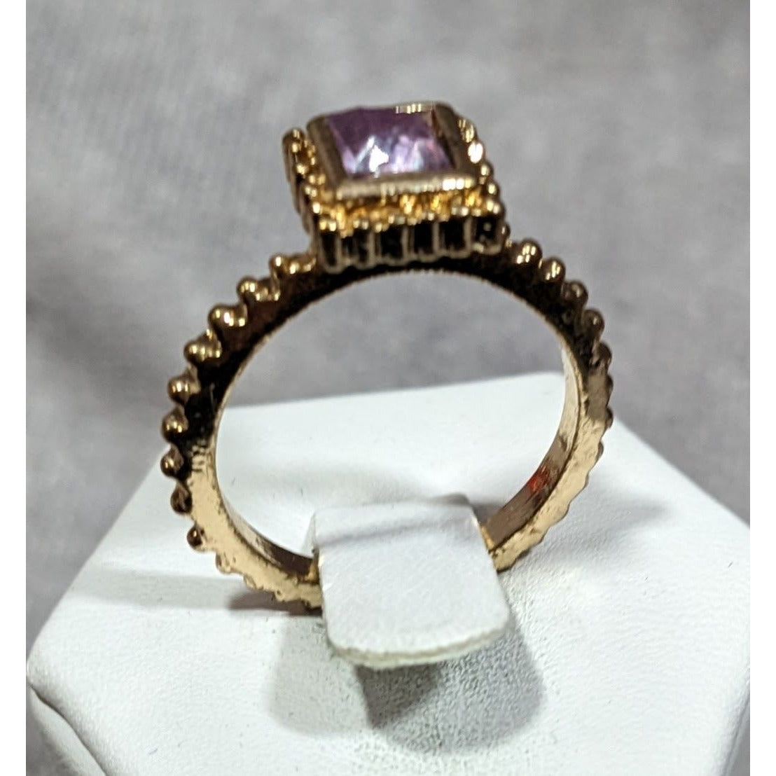 Whimsical Elegant Square Purple Gemmed Gold Tone Ring Size 8