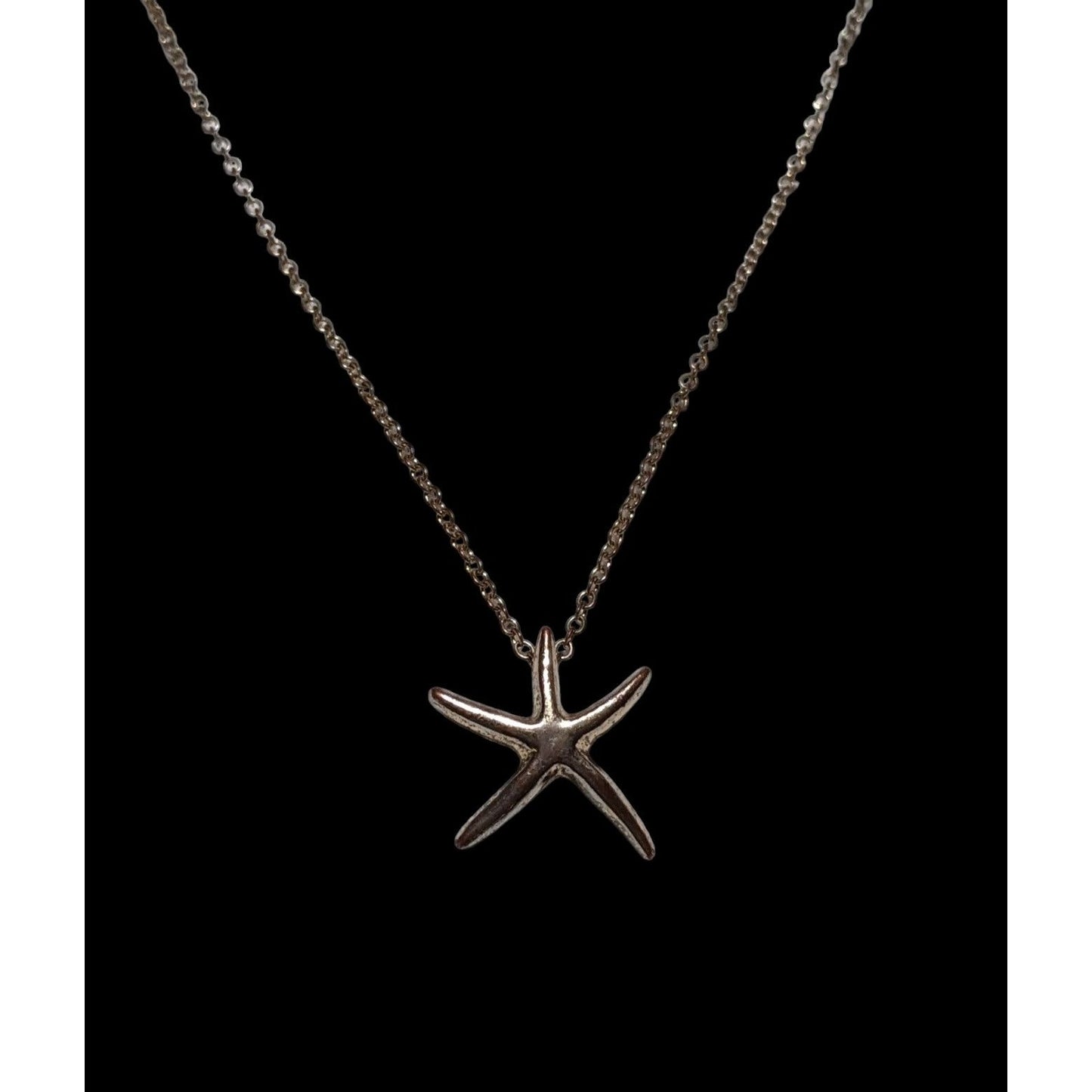 Minimalist Silver Starfish Pendant Necklace