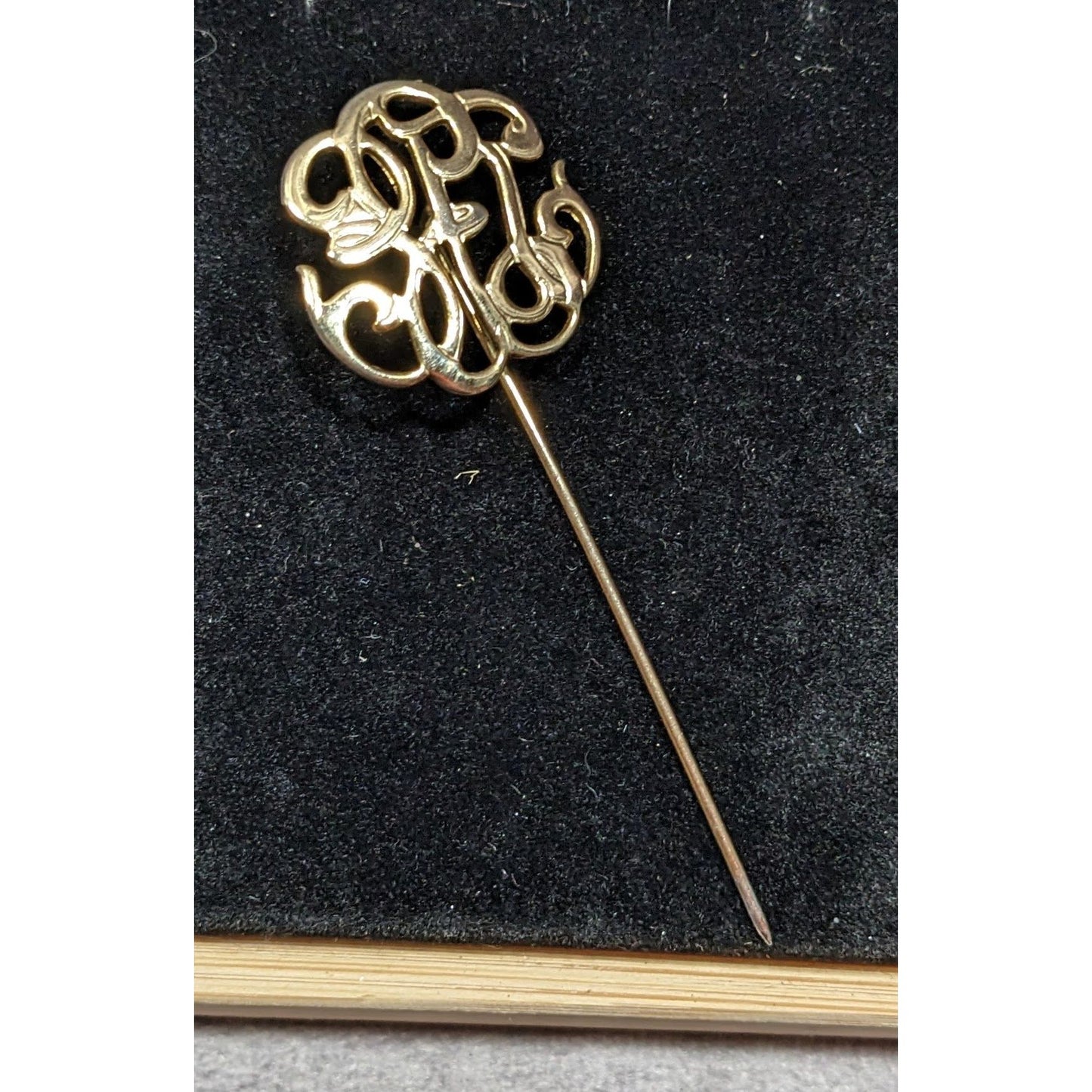 Vintage Elegant Gold Tone Monogram Stick Pin
