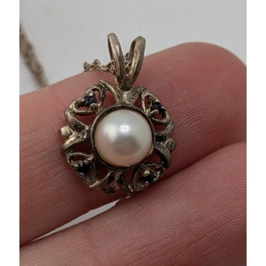 Sterling Silver Pearl Pendant Necklace 925 Signed Vintage Romantic Jewelry