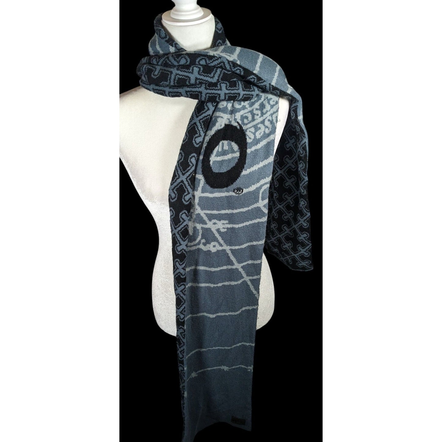 Blizzard Diablo Gothic Black And Grey Officially Licensed Reversible Scarf