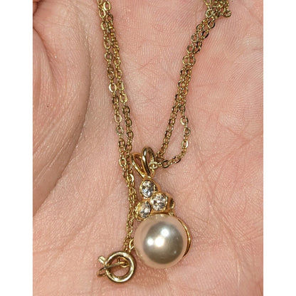 Romantic Bridal Faux Pearl Gold Tone Rhinestone Pendant Necklace 17 Inch