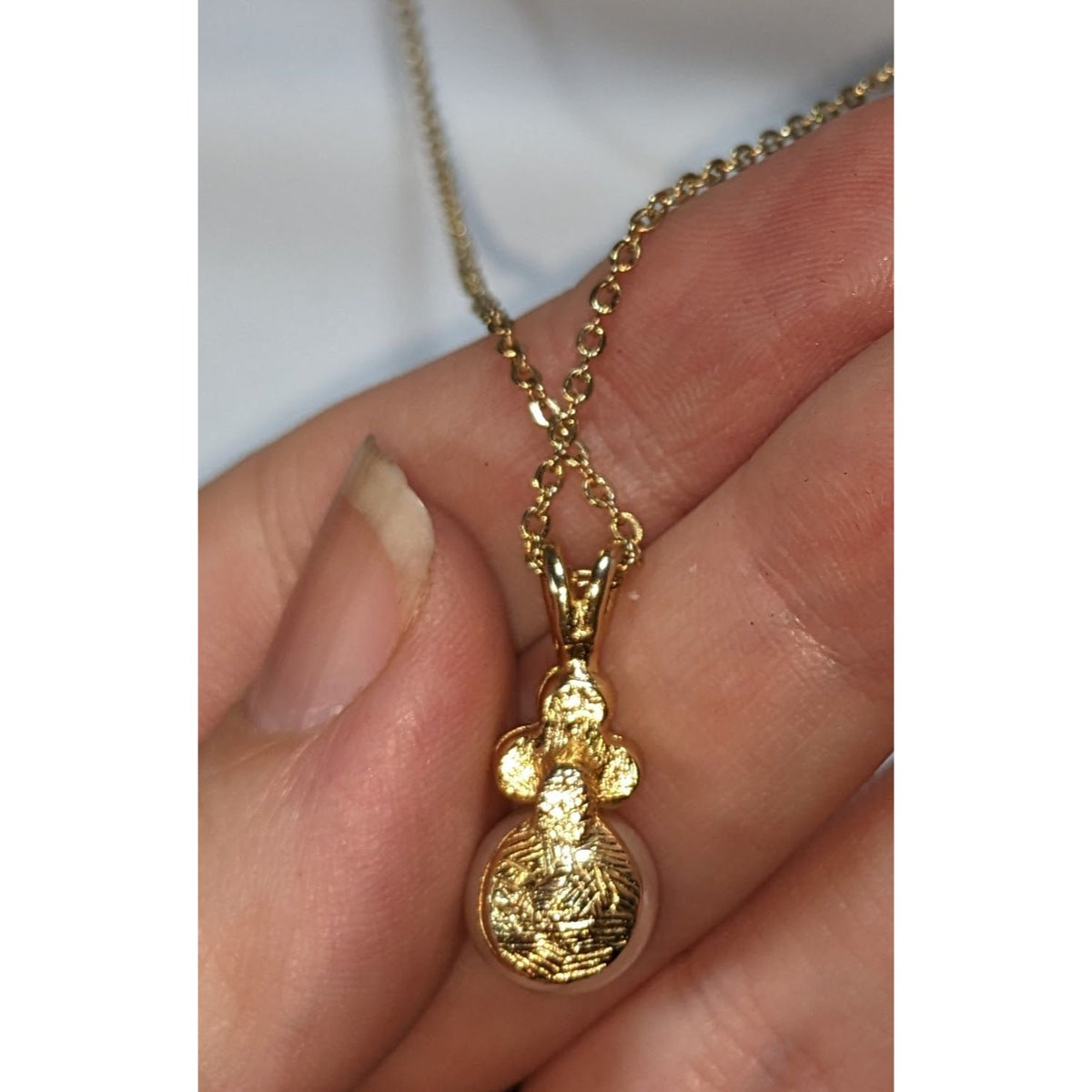 Romantic Bridal Faux Pearl Gold Tone Rhinestone Pendant Necklace 17 Inch