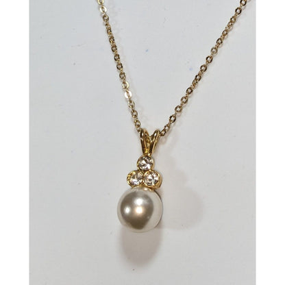 Romantic Bridal Faux Pearl Gold Tone Rhinestone Pendant Necklace 17 Inch