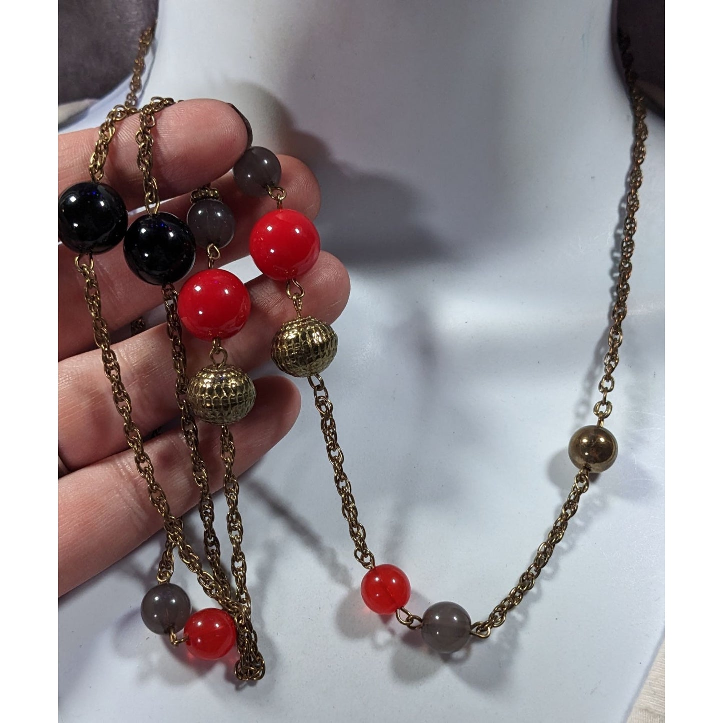 Casual Red Black And Gold Tone Beaded Chain Station Necklace