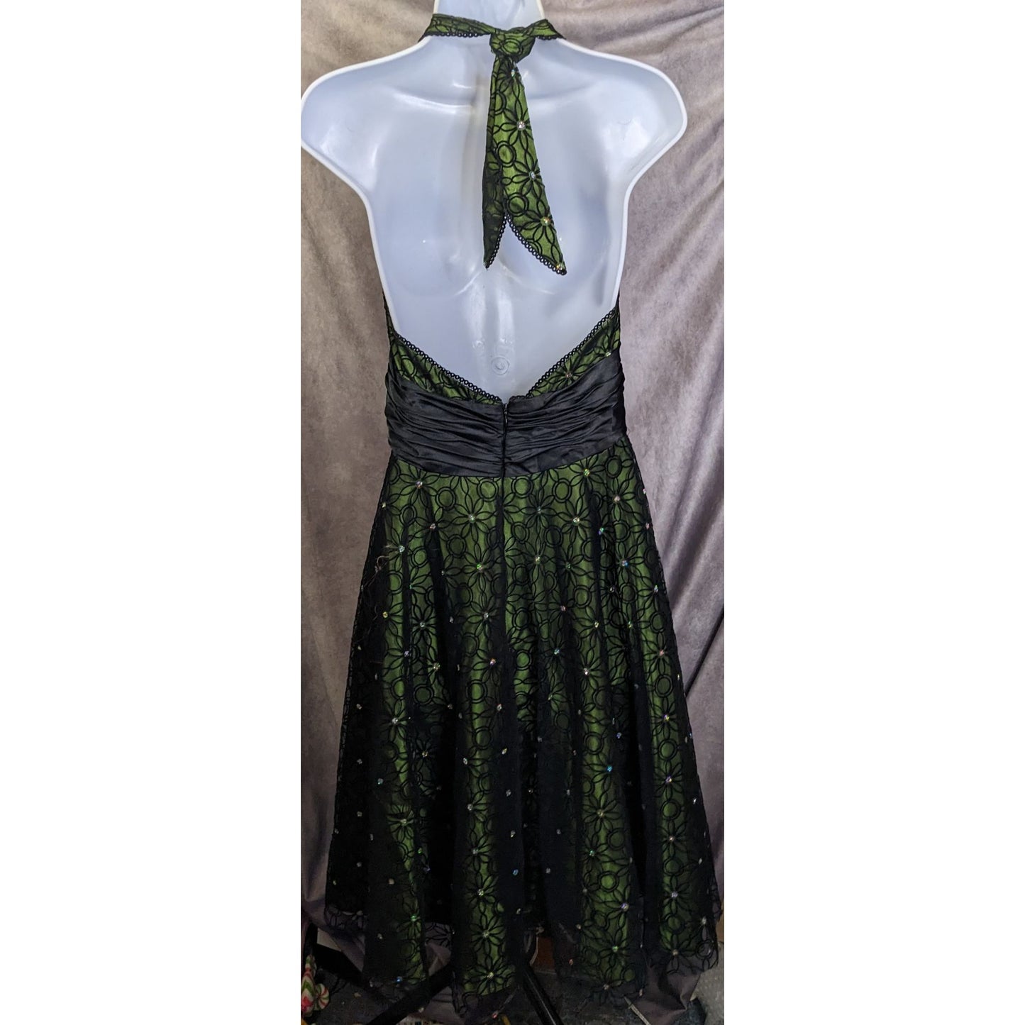 Vintage Adrianna Papell Boutique Green Floral Halter Dress