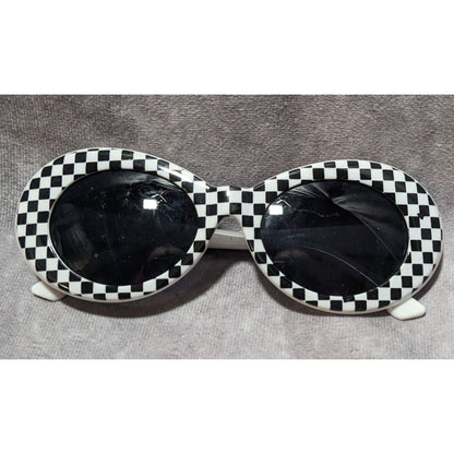Retro Checkered Sunglasses