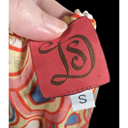 Vintage Designer Rainbow Scalloped Print Top