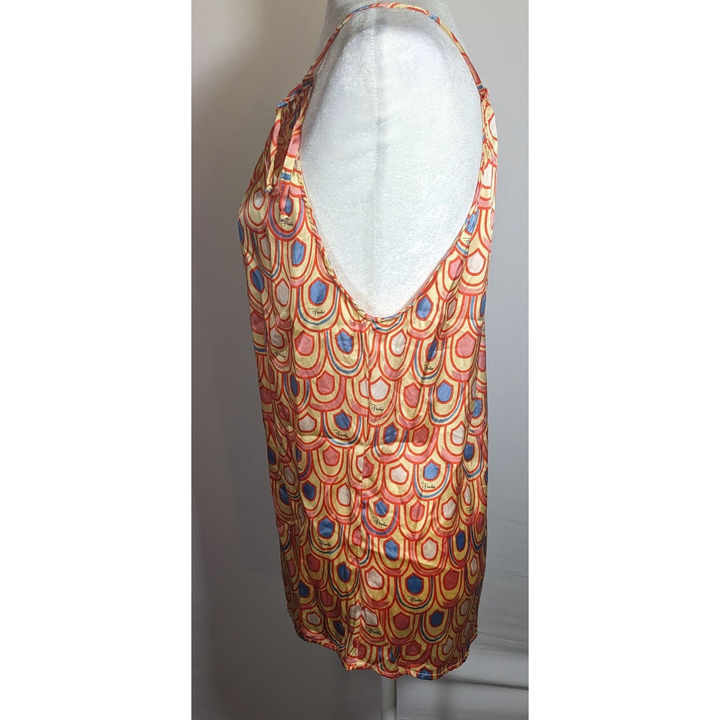 Vintage Designer Rainbow Scalloped Print Top