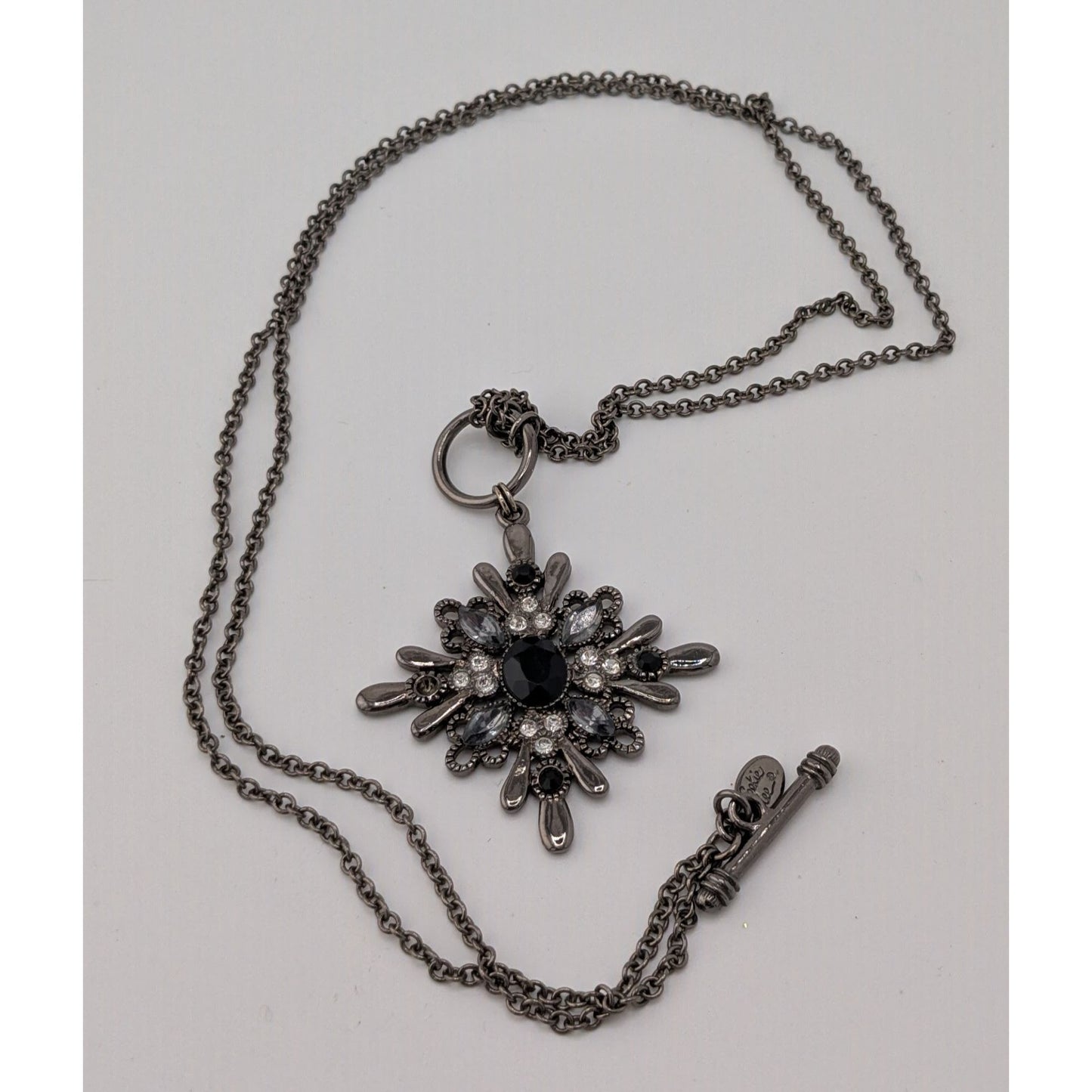 Vintage Cookie Lee Gothic Black Crystal Starburst Pendant Necklace