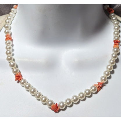 White Faux Pearl Beaded Coral Chip Necklace