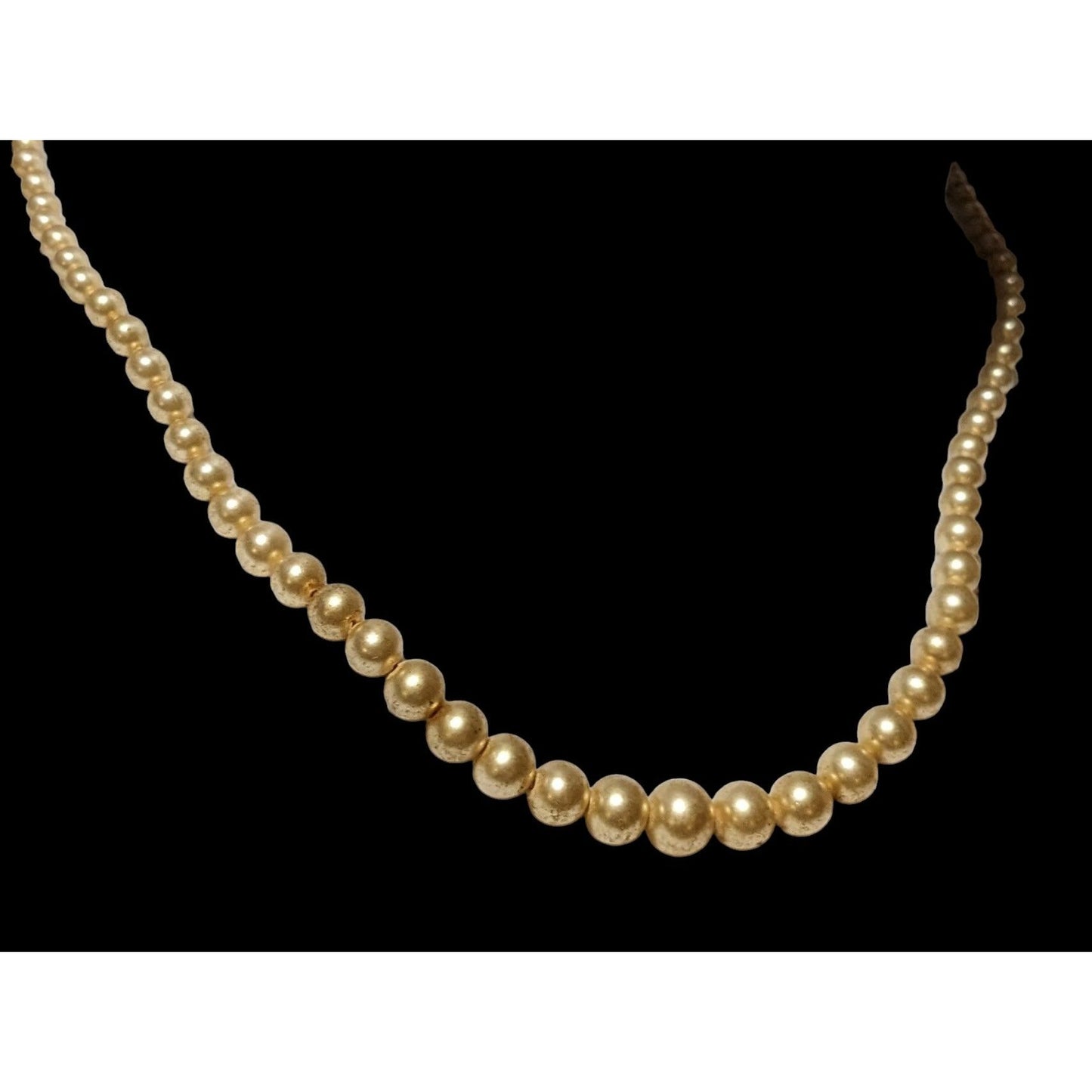 Vintage Gold Graduated Faux Pearl Necklace