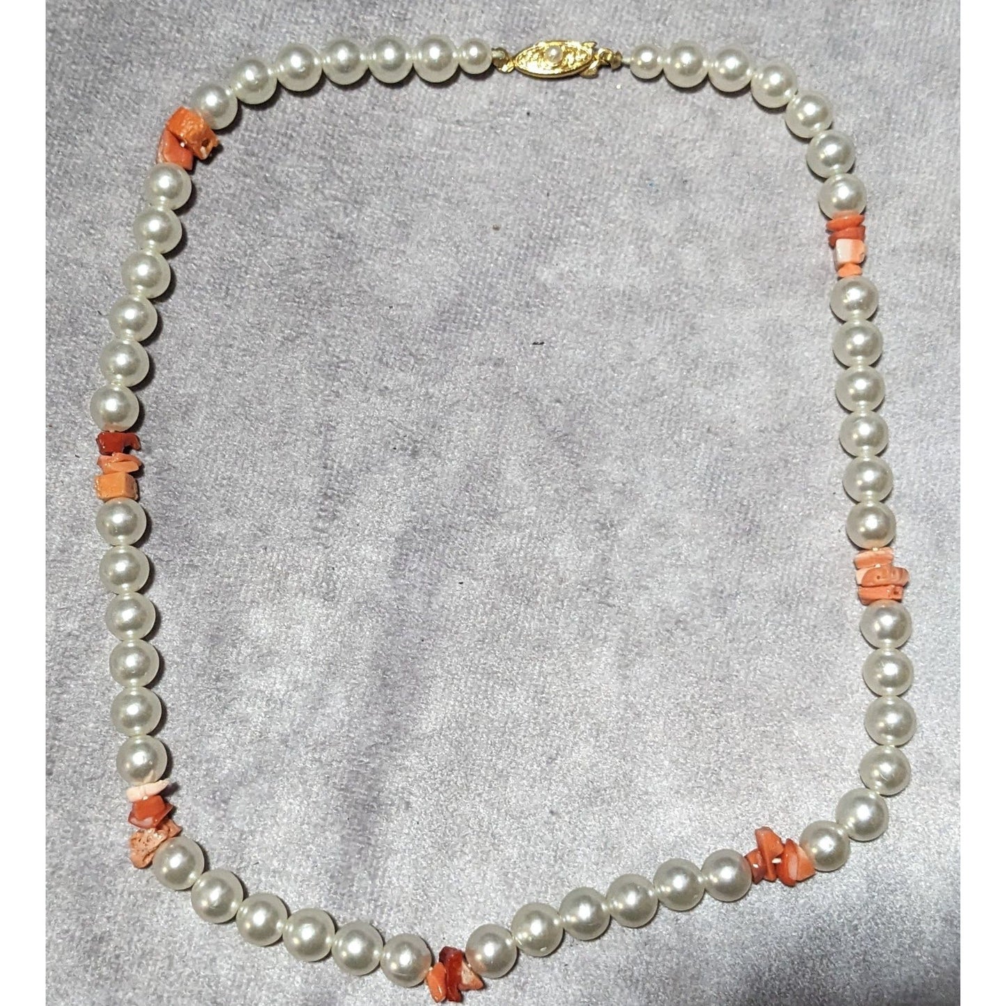 White Faux Pearl Beaded Coral Chip Necklace