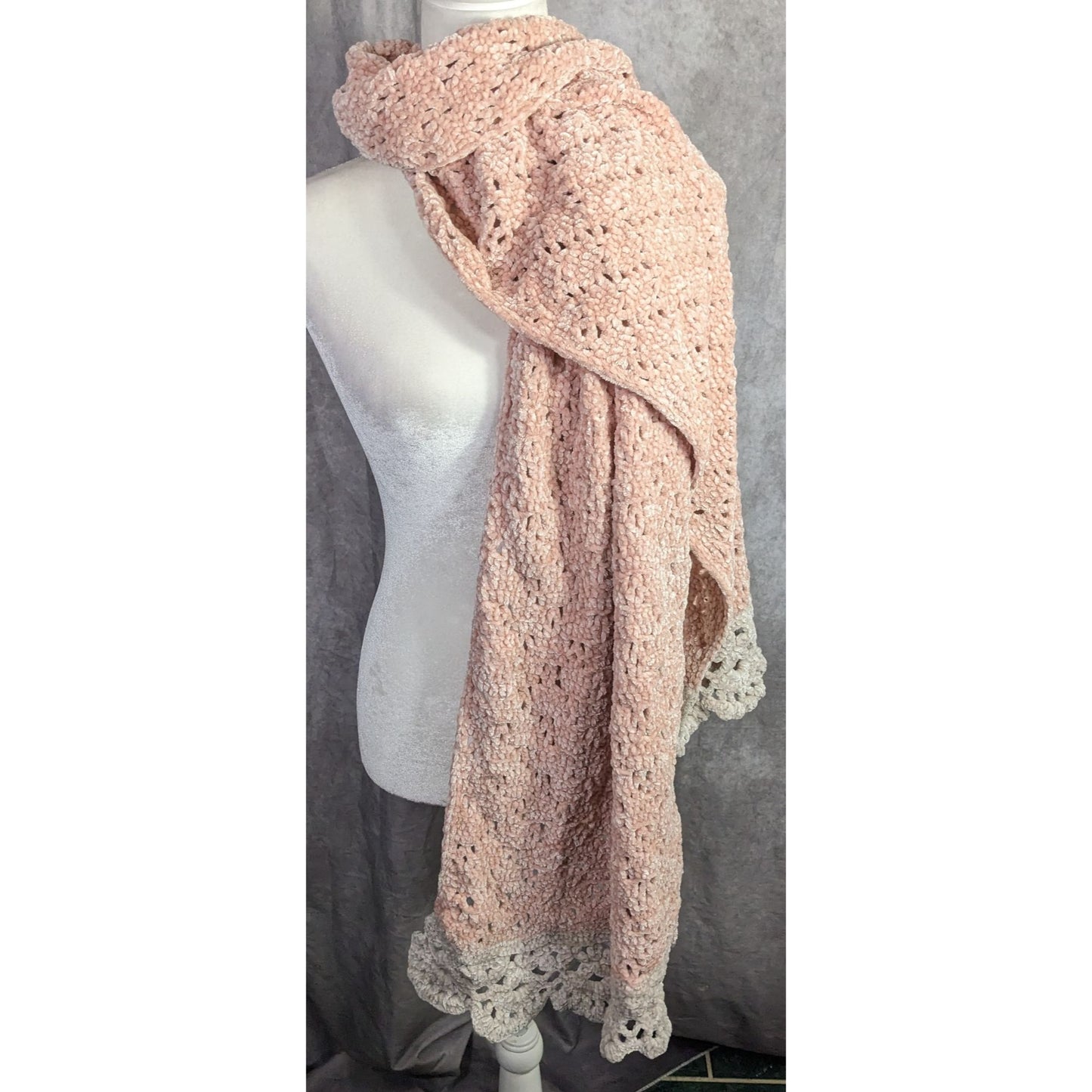 Handmade Vintage Chenille Crochet Scarf With Scalloped Trim 83x23 Inches Pink & White