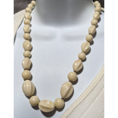 Vintage Cream Beaded Necklace