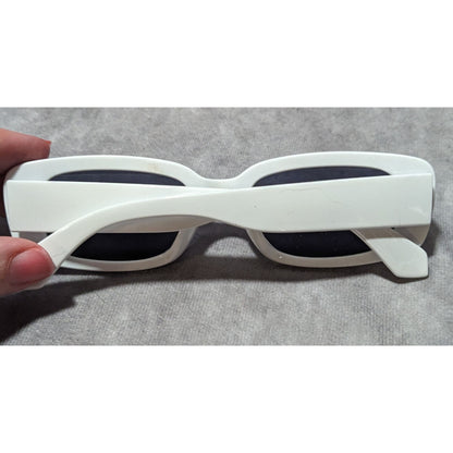 Retro White Rectangular Sunglasses