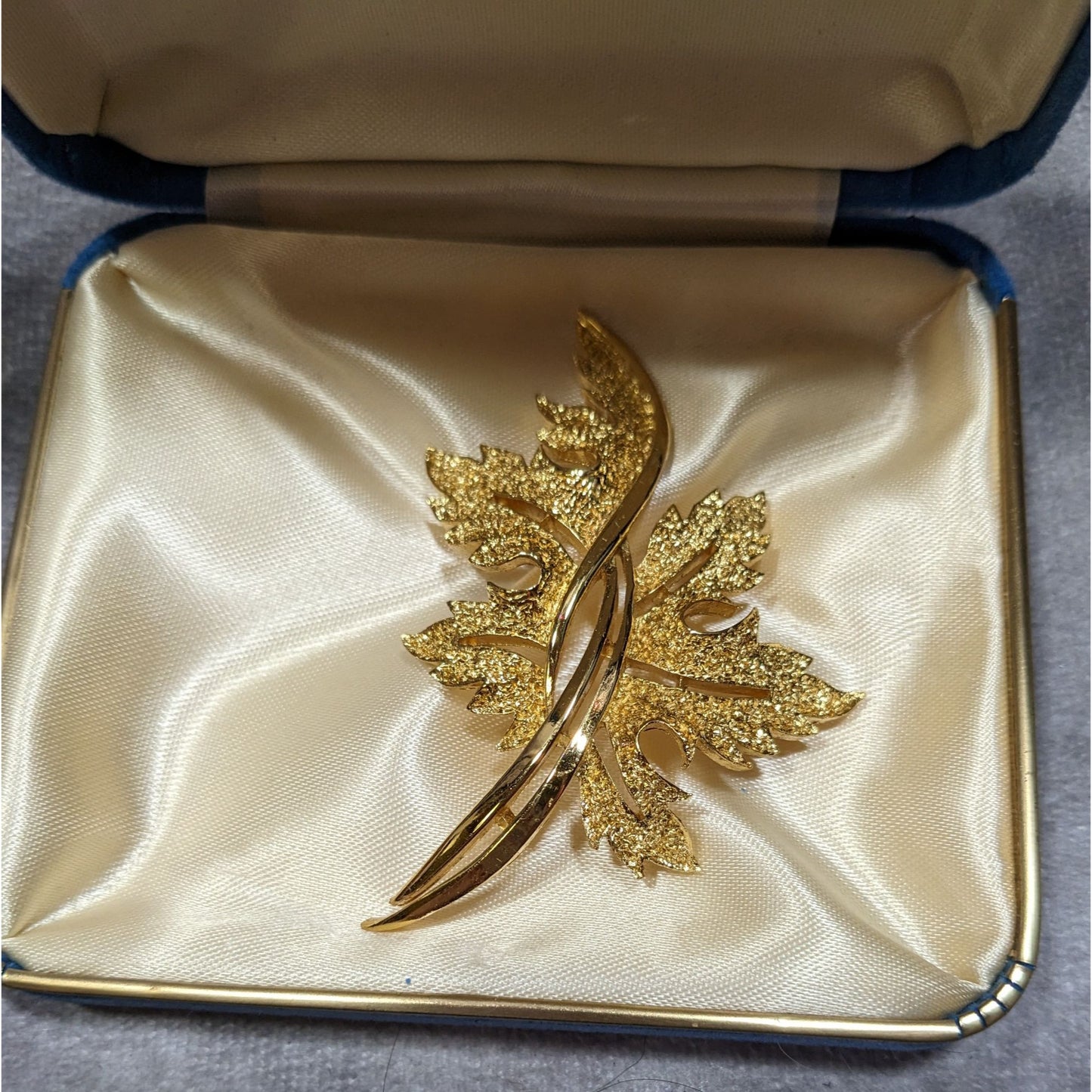 Vintage Jewels By Trifari Gold Leaf Brooch
