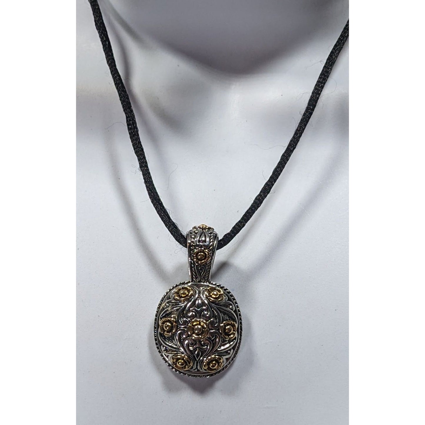 Elegant Fantasy Silver And Gold Tone Floral Pendant Necklace