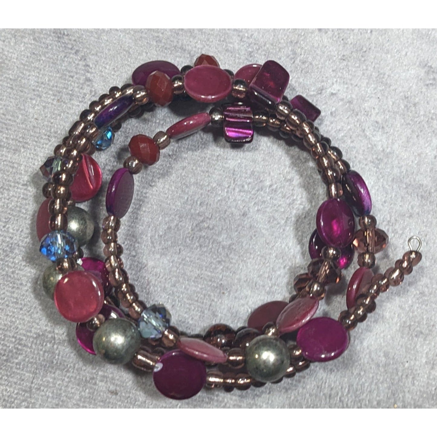 Whimsical Mermaidcore Purple And Silver Tone Shell And Glass Beaded Coil Bracelet