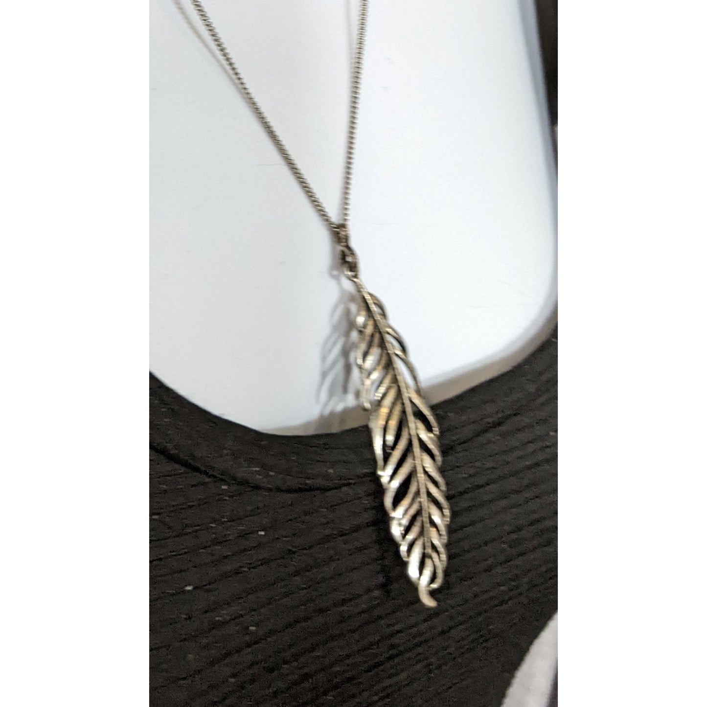 Axcess Liz Claiborne Feather Pendant Necklace