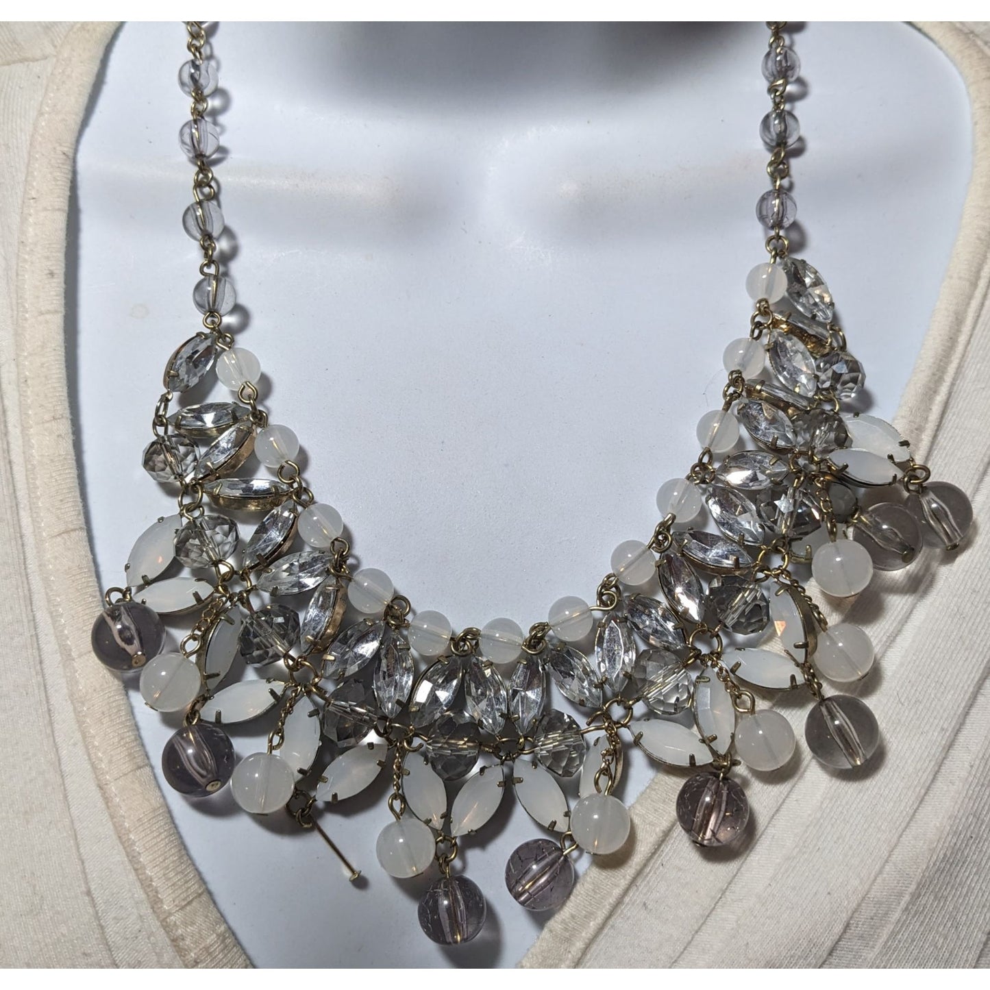 Elegant White And Silver Beaded Gem Bib Necklace