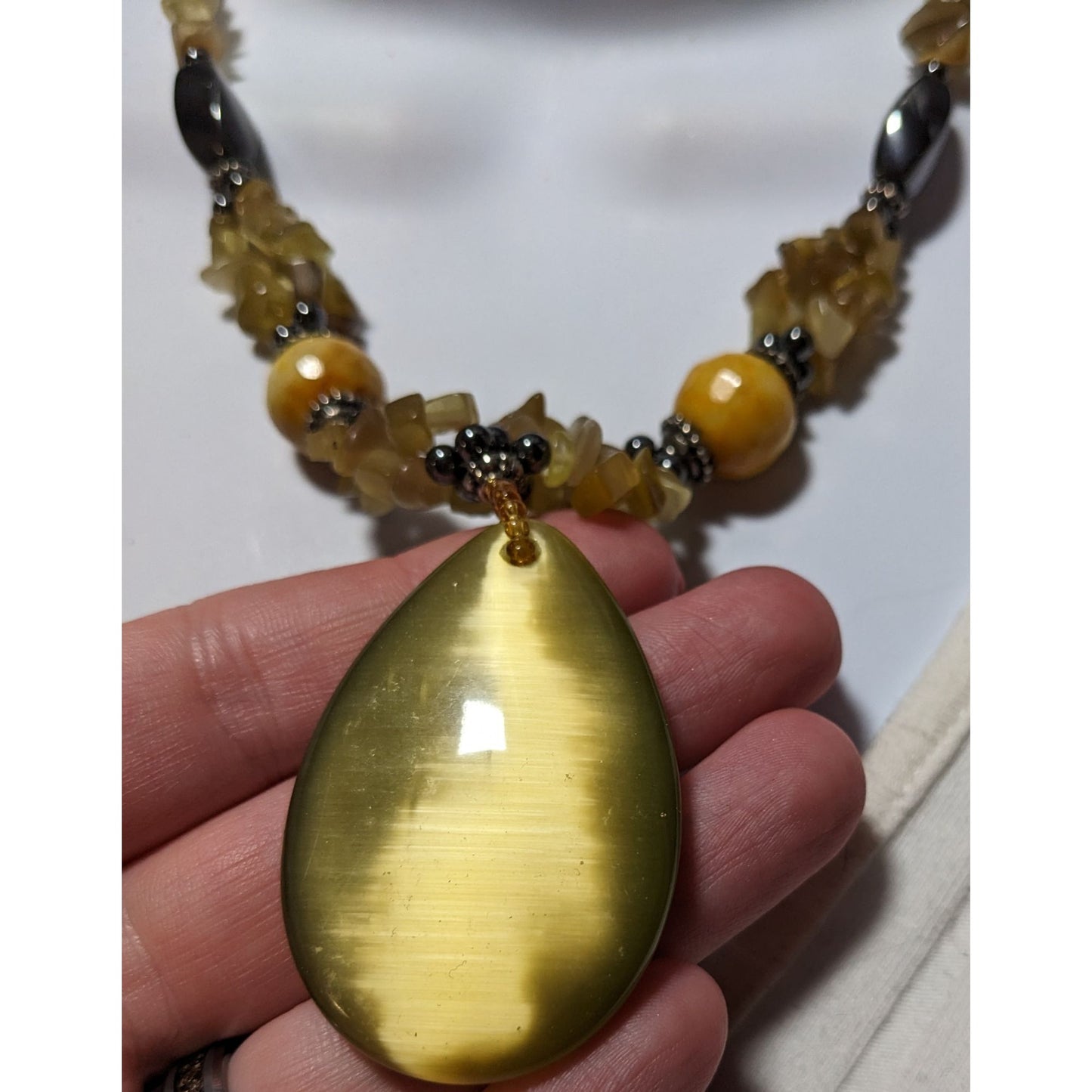 Yellow Gemstone Cateye Necklace