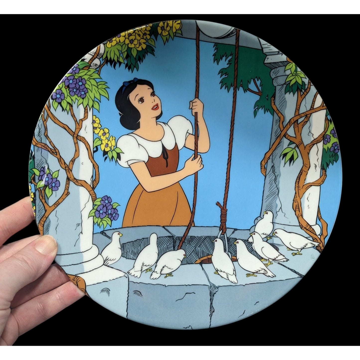 Vintage Disney Snow White First Edition "At The Wishing Well" Collectible Plate