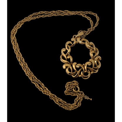 Vintage Trifari Scroll Wreath Pendant Necklace Gold Elegant Jewelry