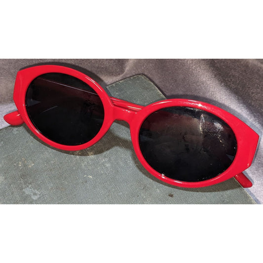 Retro Mod Red Oval Sunglasses Dark Lens Statement Frames Y2K 90s