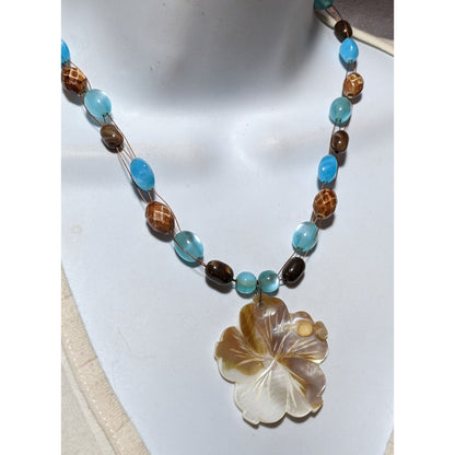 Vintage Mother Of Pearl Flower Beaded Necklace