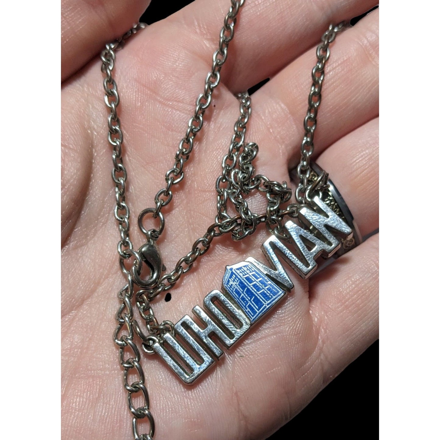 Dr Who "Whovian" Tardis Pendant Necklace